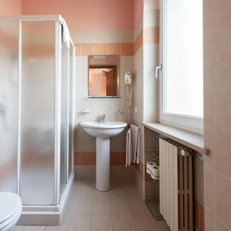 مزرعة للإقامة Ceolara سوماكامبانا